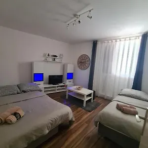 Apartment Dada
