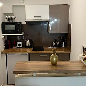Apartment 2 Pieces