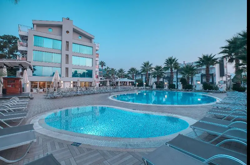 Ideal Pearl Hotel - Adult Only 말마리스